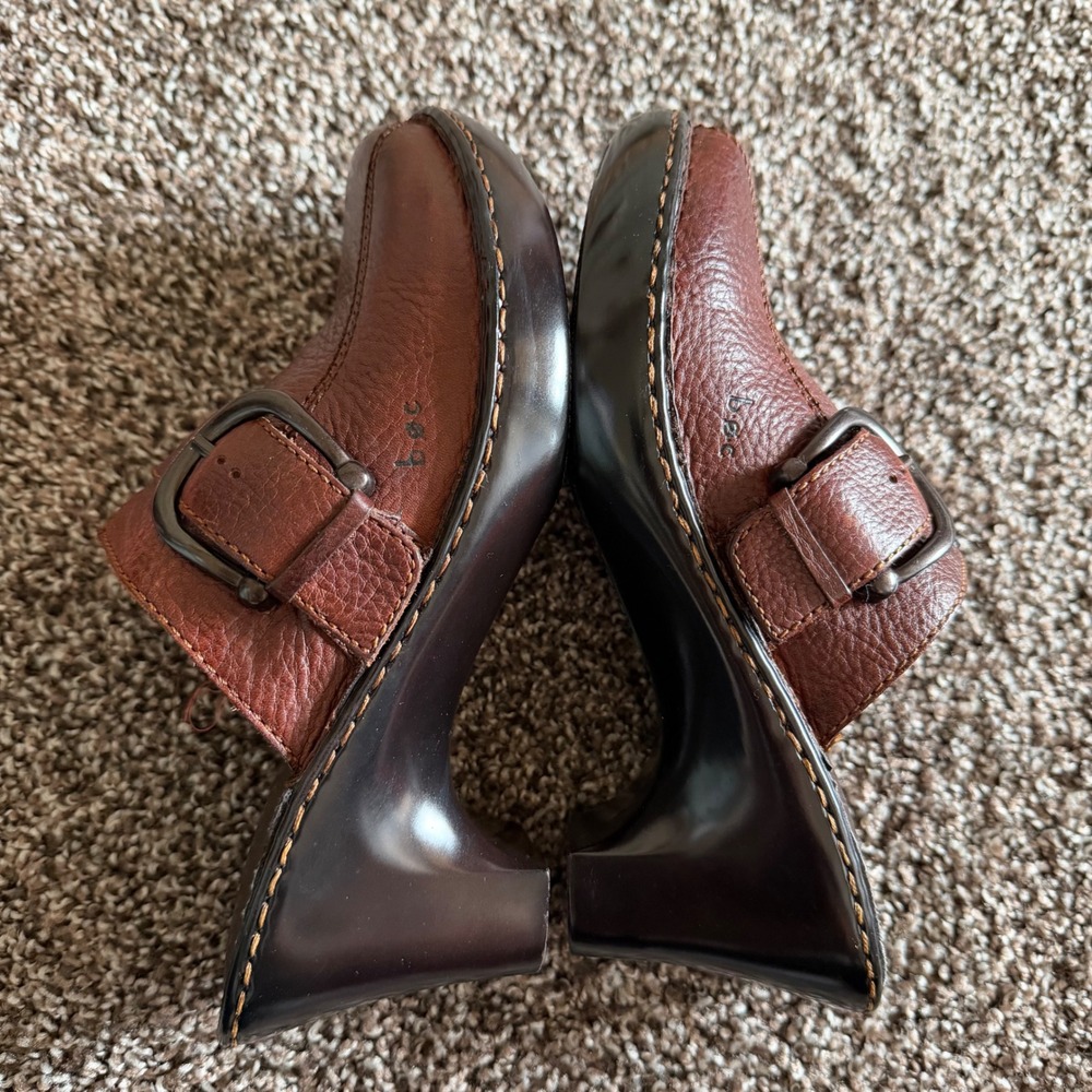 B.O.C. Born Concept‎ Brown Leather Clogs Mules Buckle BC6382 Women 8 39